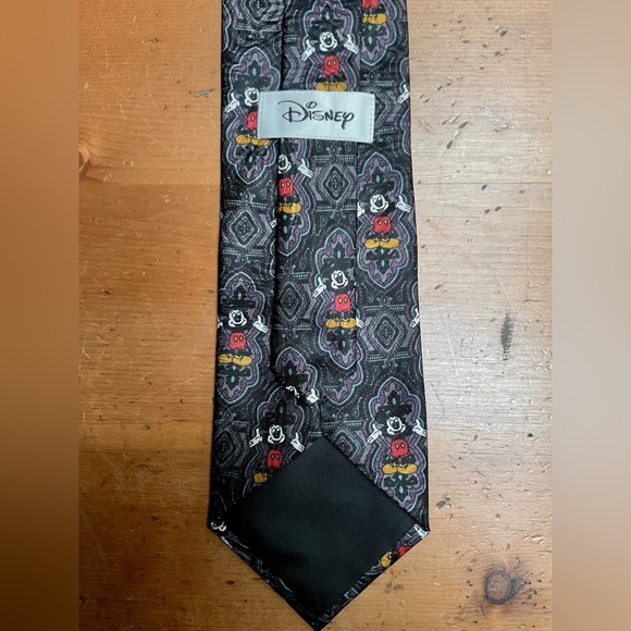 Disney Mickey Mouse Tie - Picture 4 of 7